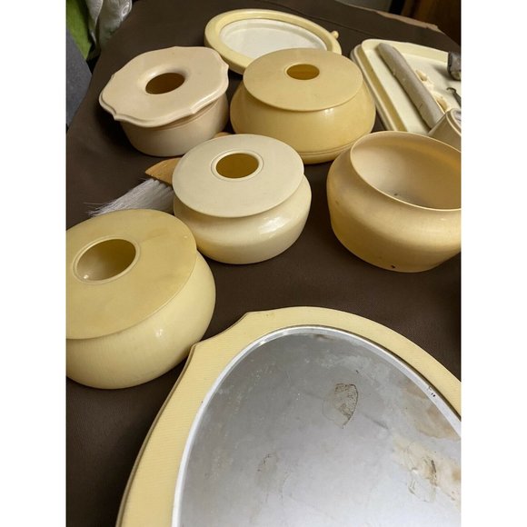 Butterscotch CELLULOID/BAKELITE VANITY DRESSER Clock Shaver Mirror Frame + More - Picture 2 of 12